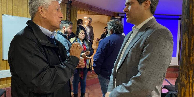 Senador Sandoval destacó importancia de tramitar ley que perfecciona los sistemas medianos de generación eléctrica