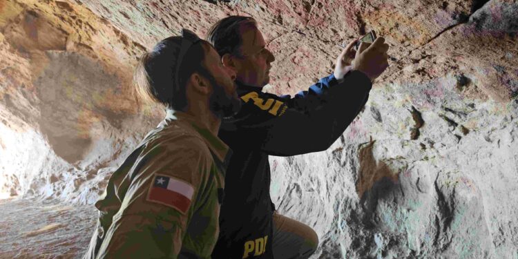 Rayan por segunda vez la cueva de las manos en Chile Chico