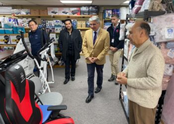 Con hito comunicacional en Puerto Aysén autoridades visibilizan la ley de las 40 horas.