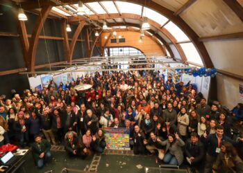 Delegación de Aysén participó en importante encuentro del sector turismo en Valdivia