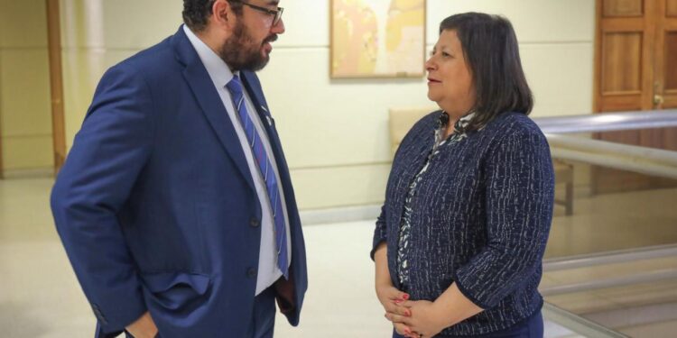 Diputada Raphael ante gestiones con Junaeb y Mineduc