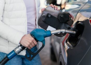 Enap anuncia nuevas bajas en precios de combustibles, incluido el kerosene