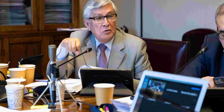 Sandoval por baja ejecución presupuestaria en la región:  “Una mala gestión también afecta la condición de vida de las familias de nuestra región”