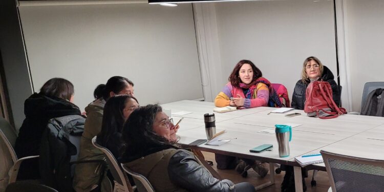 En Puerto Aysén realizan taller a mypes y pymes sobre fotografía digital