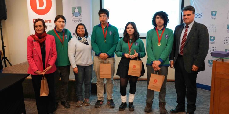 Estudiantes de La Junta proponen Ley para combatir la obesidad infantil y representarán a Aysén en el Congreso