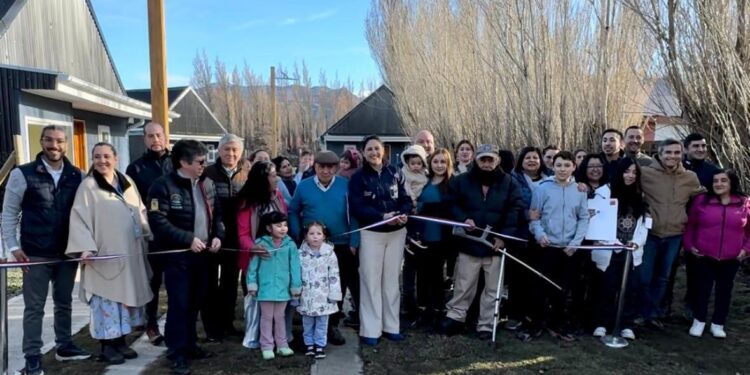 Diez familias de Puerto Ibáñez estrenan hogar a tiempo para las Fiestas Patrias