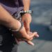 Hombre detenido en Coyhaique por intento de femicidio tras brutal ataque a su expareja