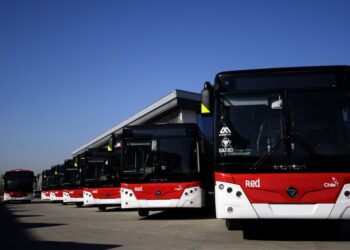 El Senado da luz verde a un fondo para revitalizar el transporte público regional