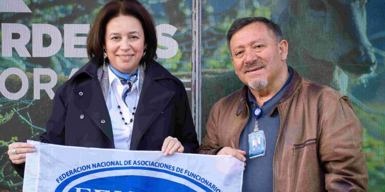 Proyecto de Ley de Asignación Técnica: Senadora Órdenes respalda a funcionarios técnicos de los servicios de salud