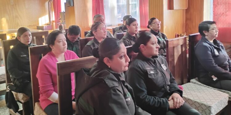 Capacitación en Primeros Auxilios Obstétricos a Funcionarios de Gendarmería en Aysén