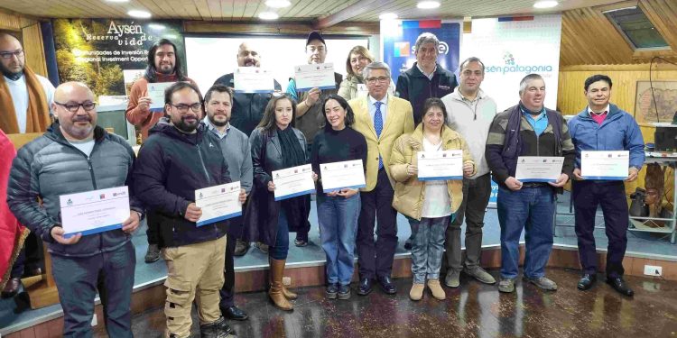 Certifican a 51 Guías de Turismo en Aysén para Fortalecer el Sector Turístico
