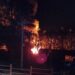 Incendio afectó a hotel en Puerto Berthrand: Bomberos trabaja en el lugar