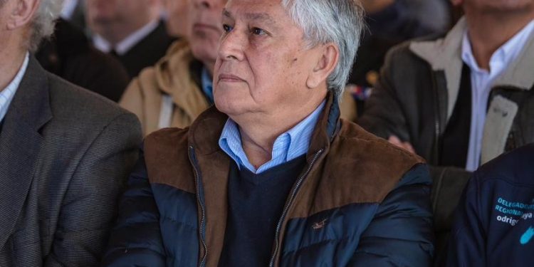 Senador Sandoval:  “En la región necesitamos desarrollo, crecimiento y certezas”