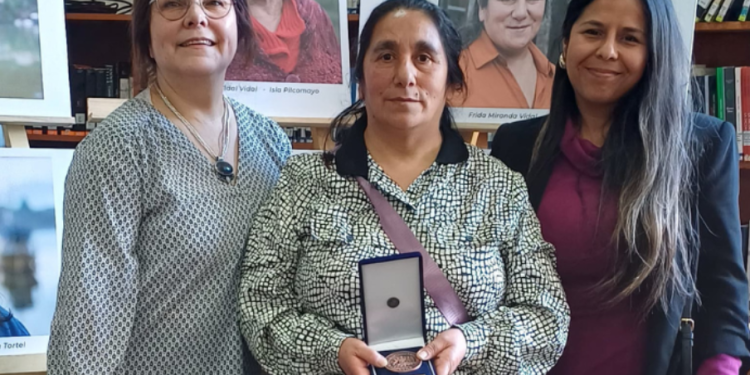 Lanzamiento del Fotolibro «Mujeres del Mar» en Aysén: Un Homenaje a las Pescadoras