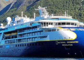 Arribo de nave de lujo de “Nat Geo” inaugura la Temporada de Cruceros 2024-2025 de Emporcha