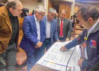 Senador Sandoval insta al Gobierno a definir cómo enfrentará técnica y financieramente la pavimentación de la Carretera Austral