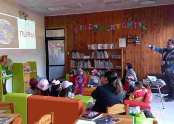 Biblioteca de Aysén Realiza Charla de Astronomía para Niños del Jardín Bambin Gesu
