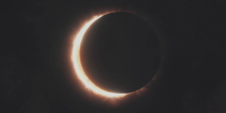 Estudiantes de Aysén Participarán en Talleres y Charla por Eclipse Anular Solar