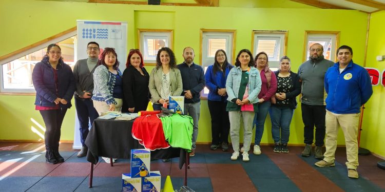 Entrega de kit deportivo del Sistema Elige Vivir Sano a Escuela Eusebio Ibar en La Junta
