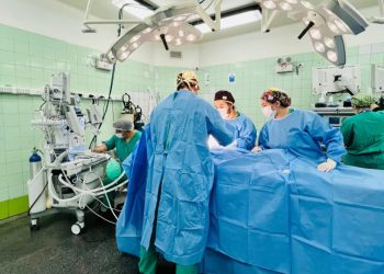 Operativo Médico-Quirúrgico de la Corporación Renal Infantil MATER y Hospital Regional de Coyhaique