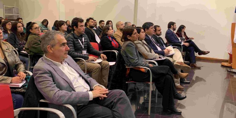 Seminario “Desafíos en materia de Justicia Juvenil” reunió a 50 participantes en Aysén