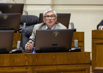 Sandoval llamó a optimizar gasto público y poner énfasis en las necesidades de la comunidad, durante discusión del Presupuesto 2025
