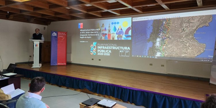 El MOP Aysén Presenta Plan Nacional de Infraestructura Pública para los Próximos 30 Años con la participación de la CChC Coyhaique.