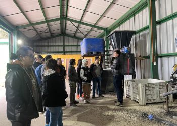 Estudiantes de Logística del CFT Estatal visitan planta de reciclaje de Empresas Bahamonde
