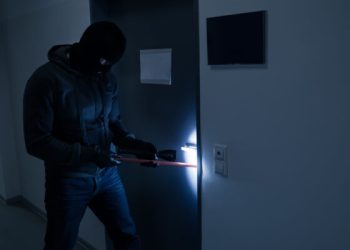 Robo a Oficinas de la Dirección de Tránsito de Coyhaique: Investigación en Curso