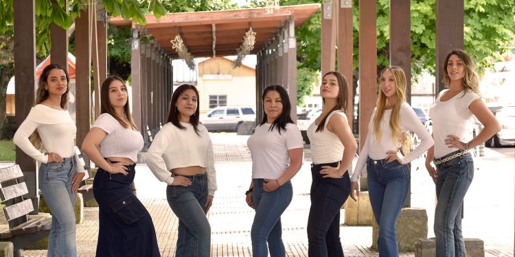 Siete candidatas compiten por el trono en la «Coronación de la Reina 2025» de Puerto Aysén