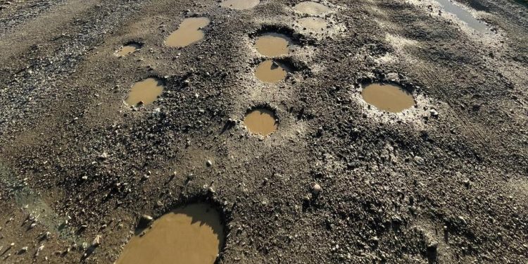 Grave deterioro en la Ruta 7 genera molestia en transportistas y comunidad de Cochrane