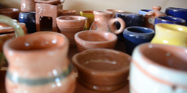 Ceramistas de la Patagonia: Mujeres que preservan la identidad cultural desde Chile Chico