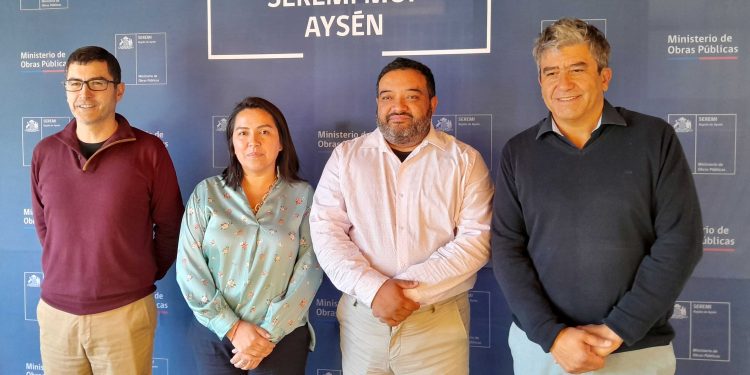 Ante criticas por mantención de la Carretera Austral Gobierno visibiliza acciones para su mejora