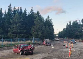 Fatal accidente en cruce Lago Atravesado deja a una mujer fallecida y a su hija herida de gravedad