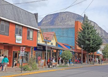 Preocupación en Coyhaique: denuncian a ciudadano brasileño por acoso y agresiones en el centro