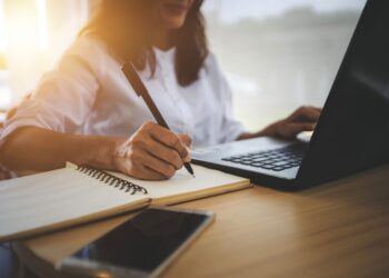 Banco Central y MIPP abren inscripciones para curso gratuito de economía y finanzas para docentes