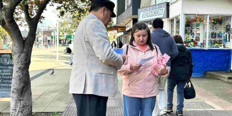 Realizan campaña de sensibilización sobre Trata de Personas en el Paseo Horn de Coyhaique