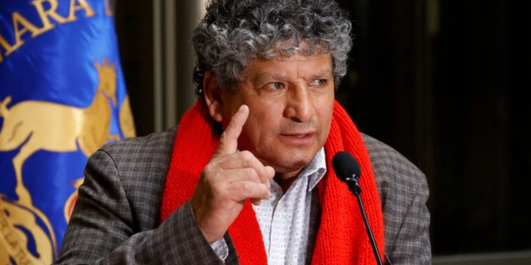 Diputado Alinco denuncia ante Fiscalía Regional uso irregular de licencias médicas en el sector público