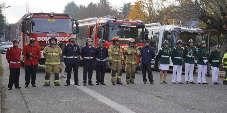 Bomberos de Puerto Aysén recibieron nuevas unidades de emergencia