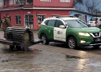 Roban computadores desde el Liceo Politécnico A-1 de Puerto Aysén y los abandonan bajo la lluvia