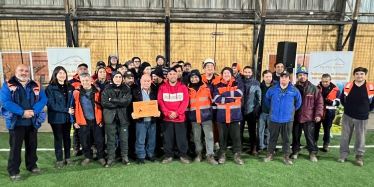 Minera El Toqui celebra el Día del Trabajo destacando aporte de sus trabajadores y crecimiento en exportaciones
