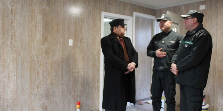 Autoridades supervisan mejoramiento de área materno-infantil en Centro Penitenciario de Coyhaique