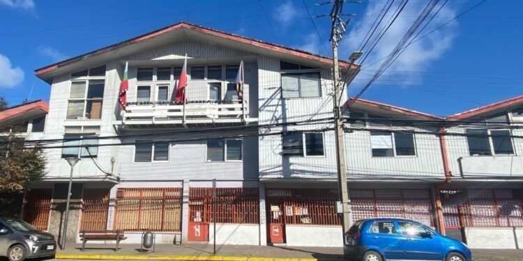Funcionarios municipales de Coyhaique se pronuncian sobre denuncia de mal uso de licencias médicas