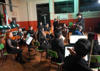Orquesta de Cámara de la Universidad de Aysén inicia gira con presentaciones