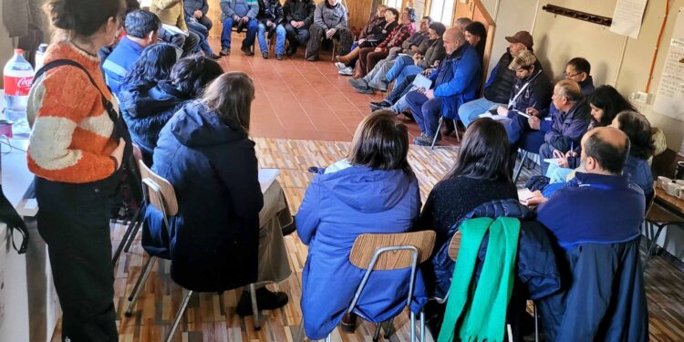 En Alto Mañihuales se concretó reunión por contaminación producto de faenas mineras