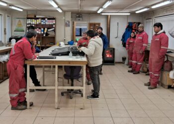 Minera Pacífico del Sur desarrolla capacitación a sus trabajadores