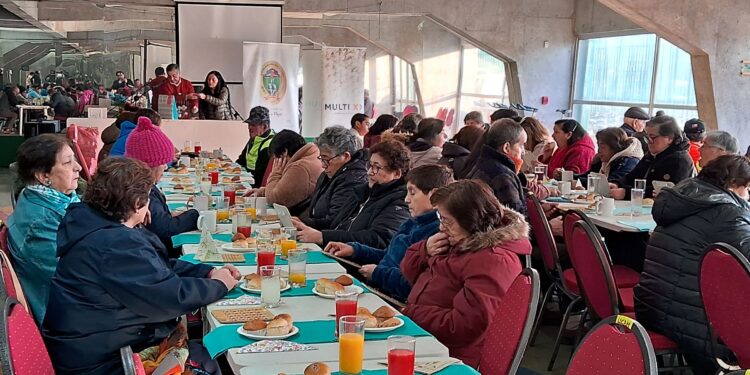 Aysén Celebra a sus Adultos Mayores con Jornadas de Bingo