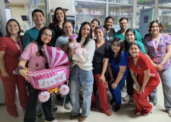 Pequeña Alma es dada de alta en Coyhaique tras nacer con solo 22 semanas de gestación