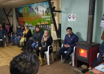 Diputado Miguel Ángel Calisto aborda urgente problema de desempleo en Puerto Chacabuco tras reunión clave con sindicatos de mujeres