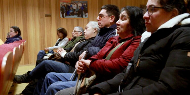Hospital de Puerto Aysén fortalece vínculo con comunidad en segunda Mesa Técnica de Salud